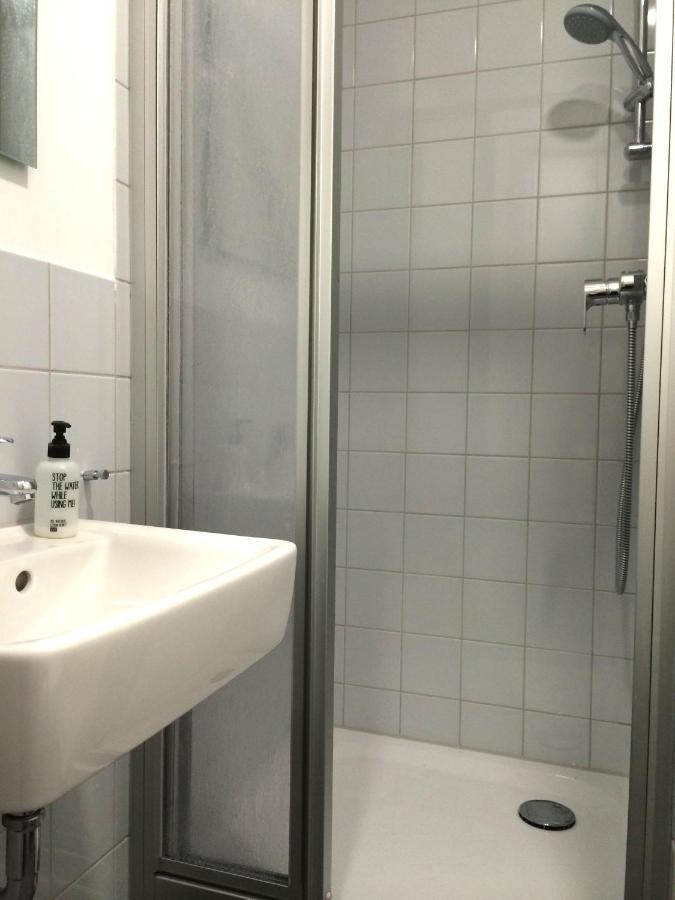Apartment&Rooms Near Brandenburg Gate Berlim Exterior foto