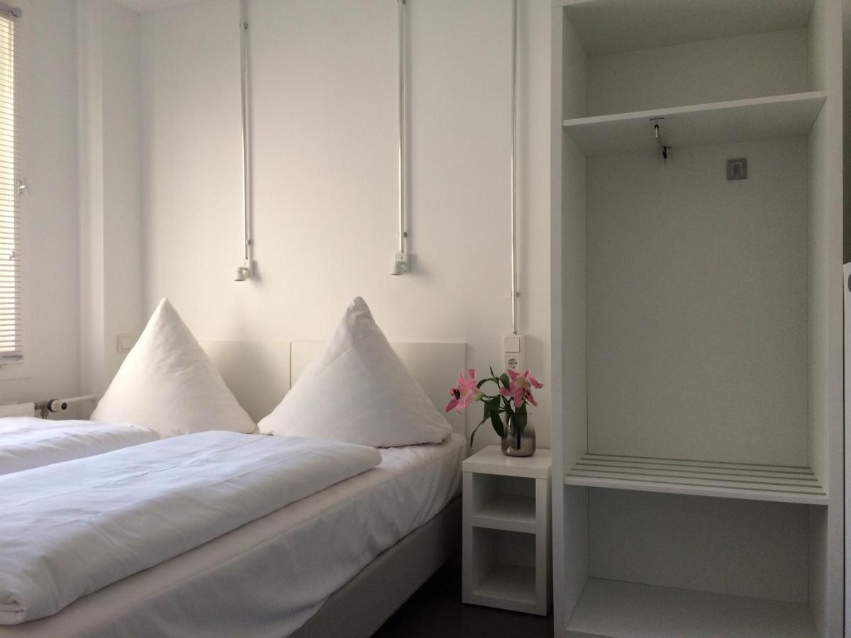 Apartment&Rooms Near Brandenburg Gate Berlim Exterior foto